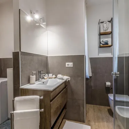 Appartement Bilocale Comodo E By Host Hero