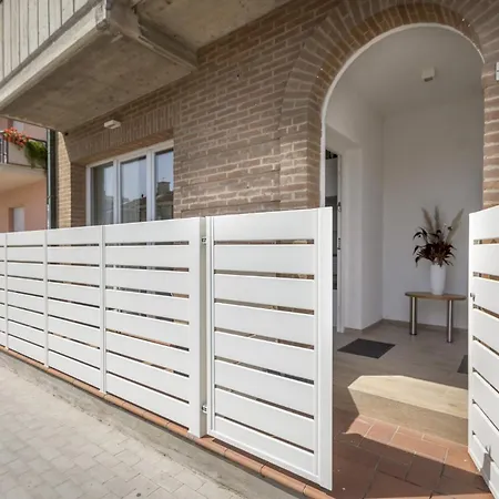 Bilocale Comodo E By Host Hero تْشيفيتانوفا ماركي